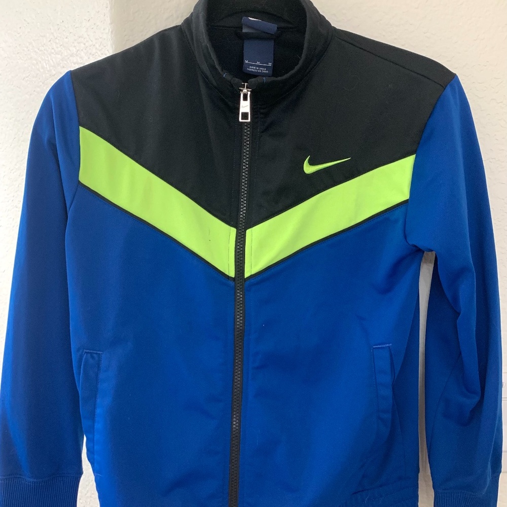 Nike Jacket Boys size Med